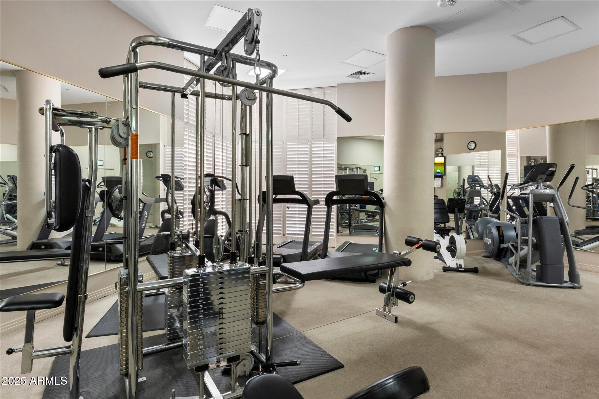 1040 East Osborn Road, Unit 1801 Phoenix, AZ 85014 - Photo 40 of 47 Gallery Image 40