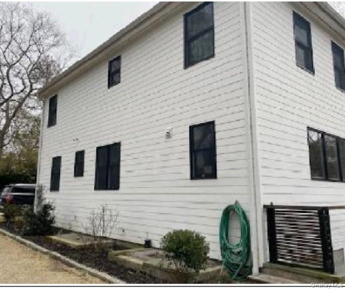 67 Squiretown Road Hampton Bays, NY 11946 - Photo 4 of 24