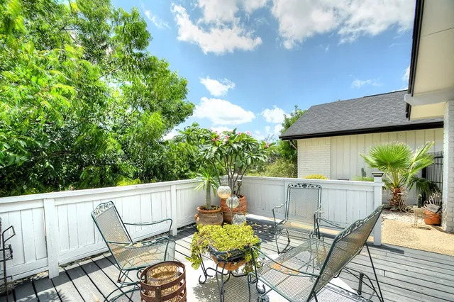 $589,000 | 149 Holly Hill Drive, Ingram, TX 78025