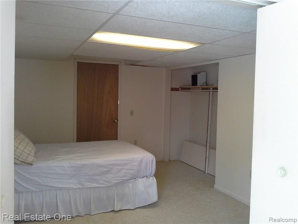 36900 West Eleven Mile Road Farmington, MI 48331 - Photo 36 of 70
