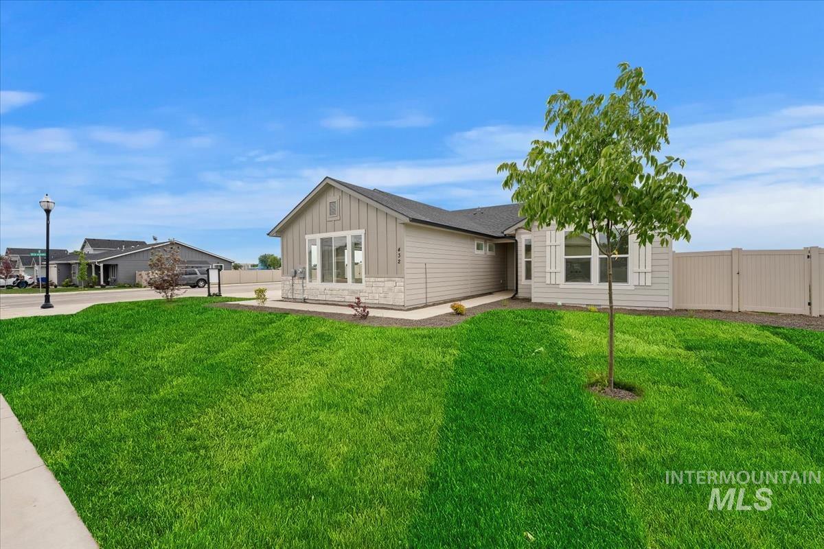 1150 Velvet Loop Wilder, ID 83676 - Photo 38 of 39