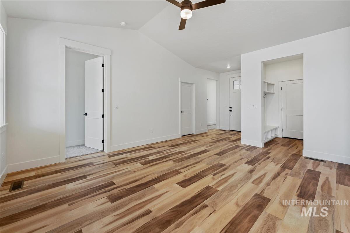 1150 Velvet Loop Wilder, ID 83676 - Photo 4 of 39