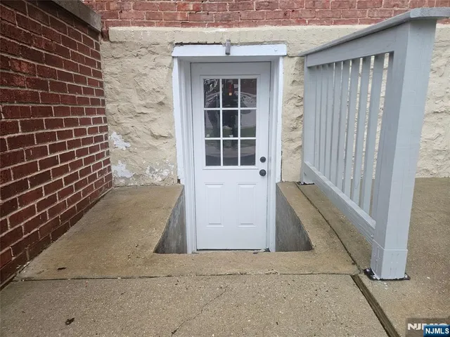 $1,850 | 500 Brinkerhoff Avenue, Unit 4, Fort Lee, NJ 07024