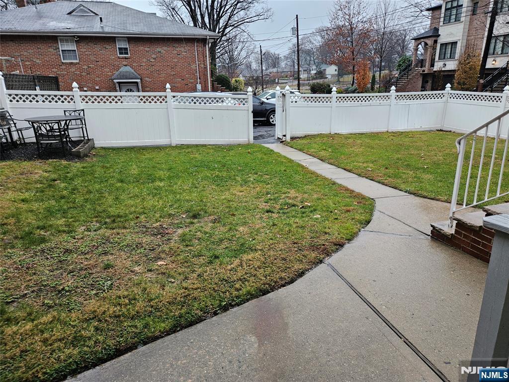 500 Brinkerhoff Avenue, Unit 4 Fort Lee, NJ 07024 - Photo 7 of 8