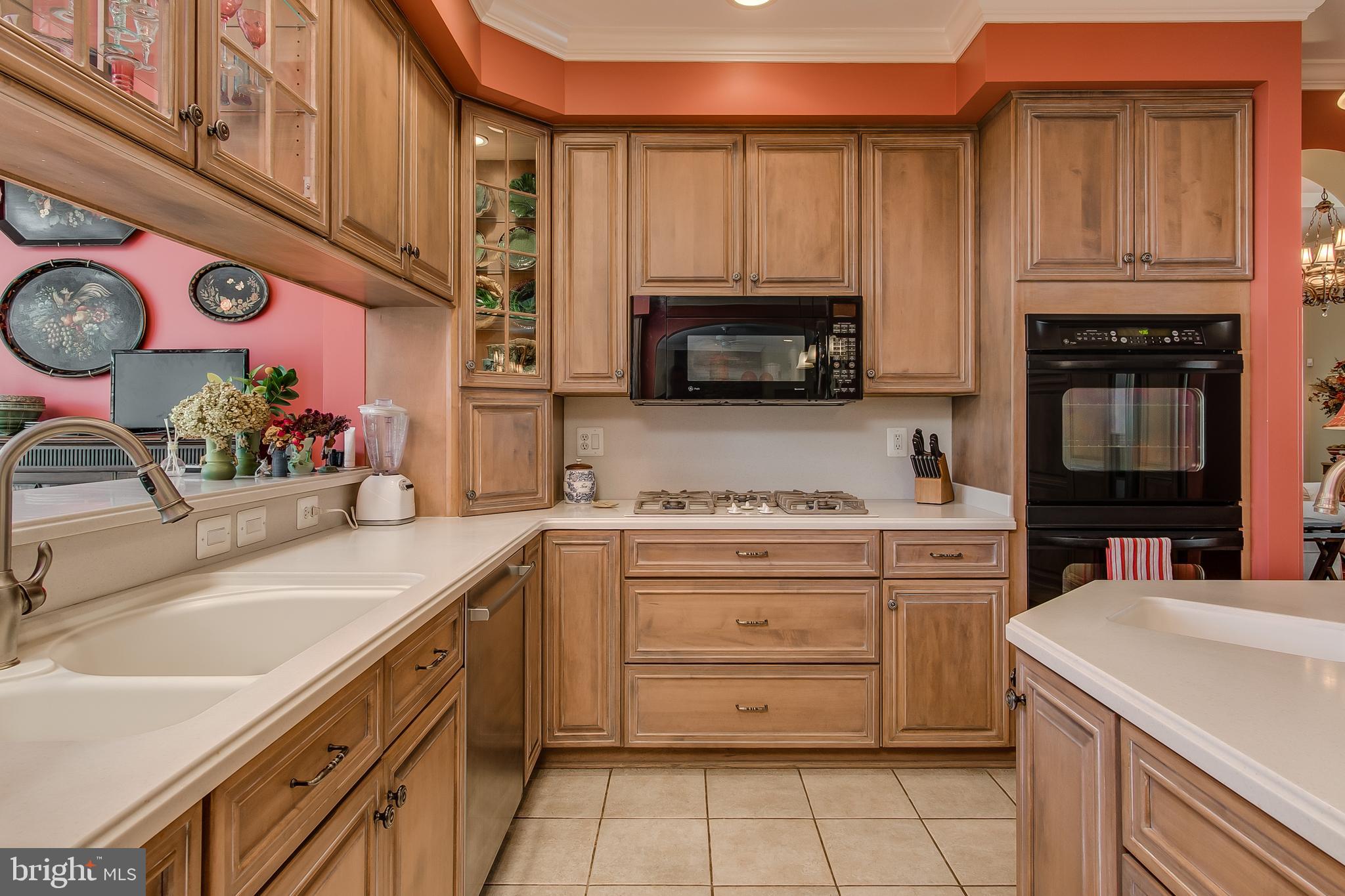 2657 Brook Valley Road Frederick, MD 21701 - Photo 15 of 52 HANDSOME CUSTOM KITCHEN