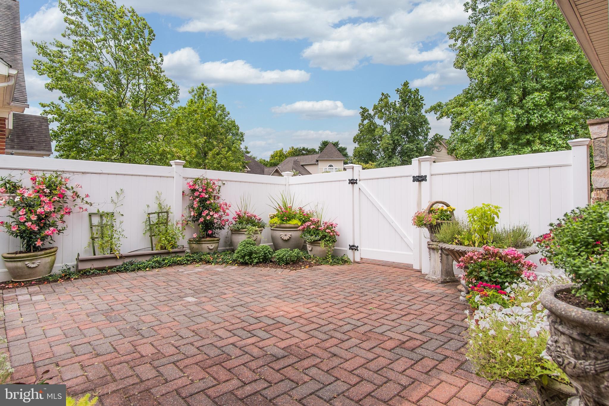 2657 Brook Valley Road Frederick, MD 21701 - Photo 40 of 52 PRIVACY AND BEAUTY ON THE PATIO