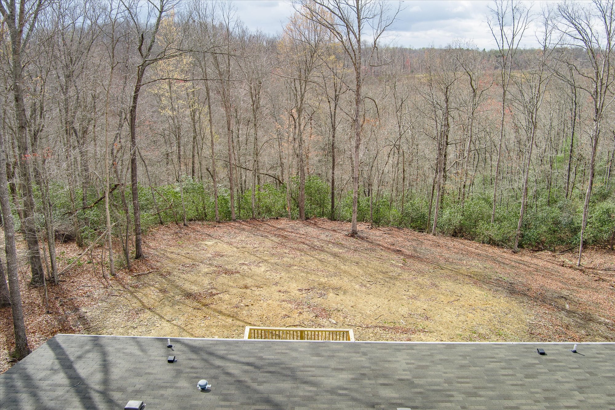 750 Maple Branch Road Sparta, TN 38583 - Photo 27 of 36 a view of a backyard of the house