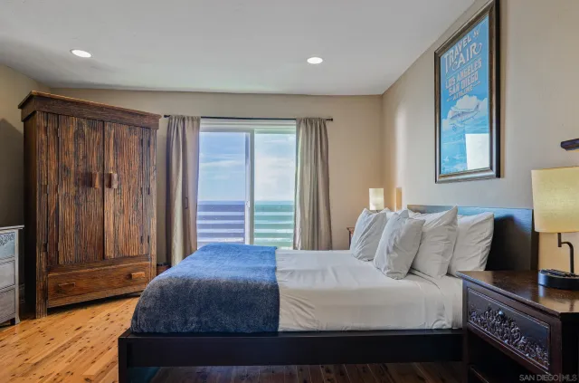 $9,700,000 | 1352-62 Sunset Cliffs Boulevard, San Diego, CA 92107