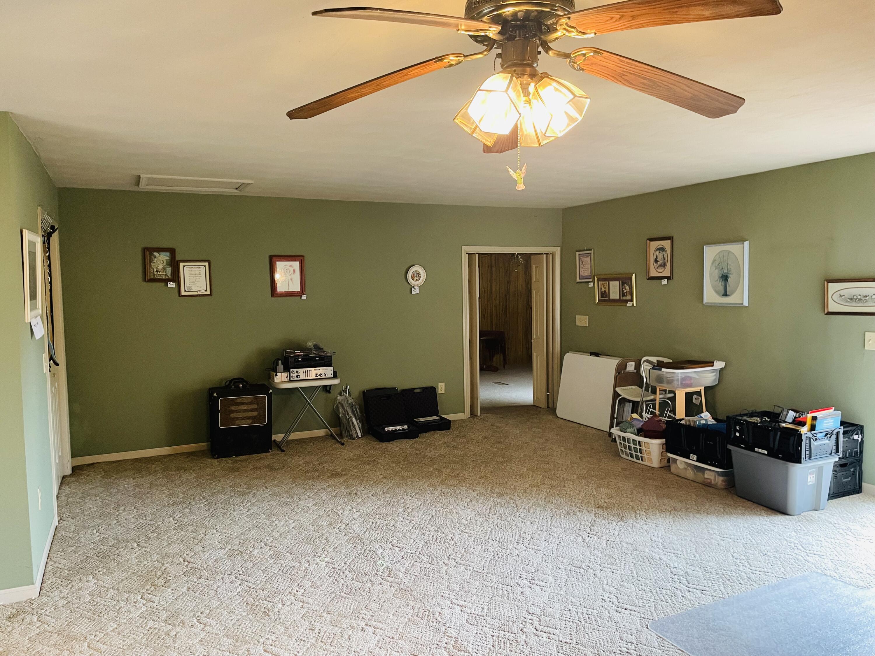 1035 Oyler Road Hardy, VA 24101 - Photo 10 of 70 Den:Oyler