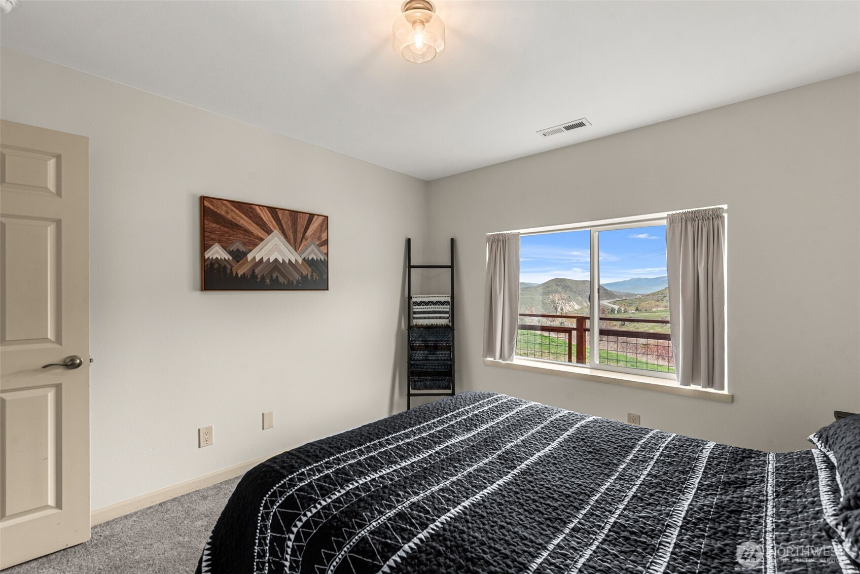 851 Wheeler Hill Road Wenatchee, WA 98801 - Photo 25 of 40