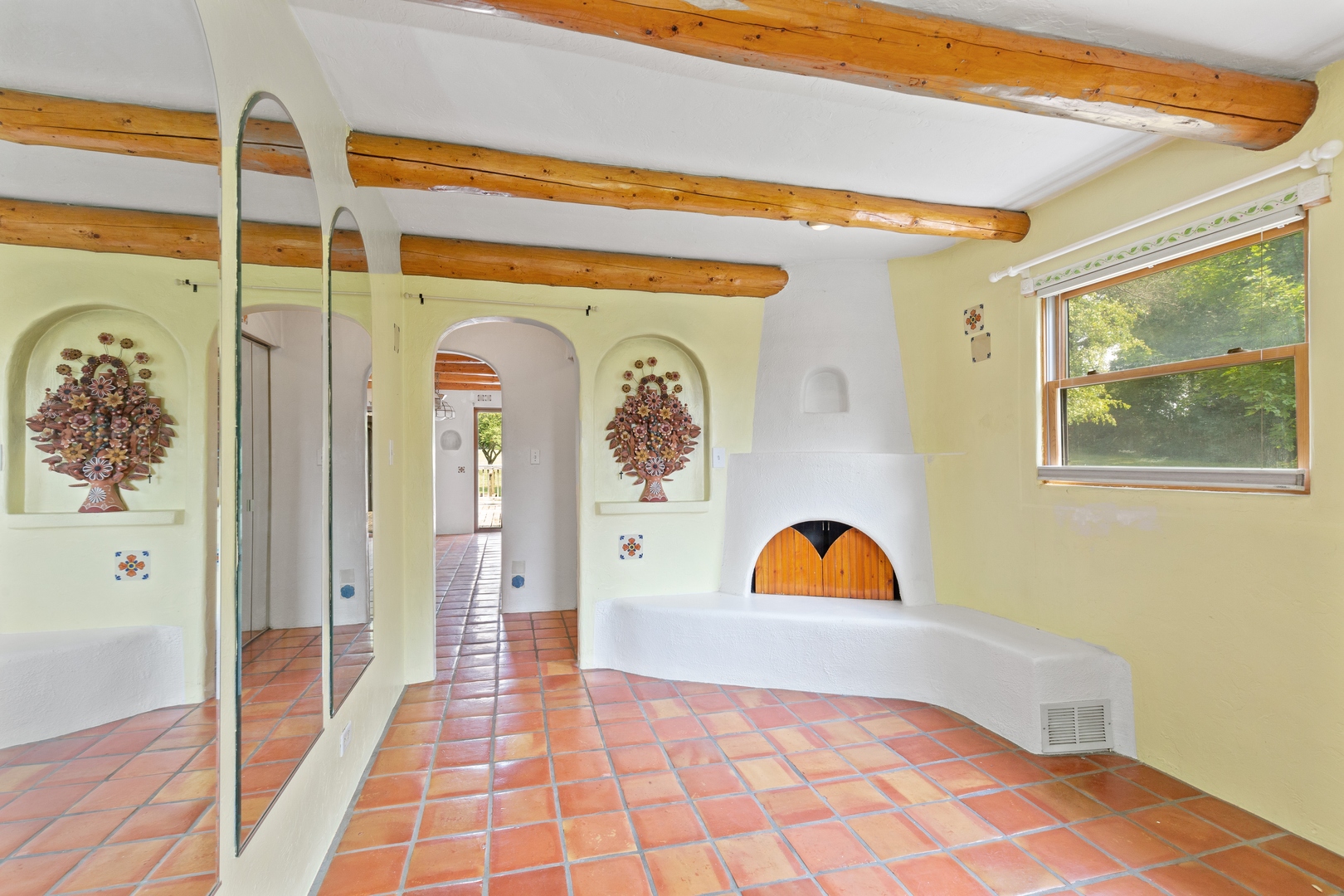 2563 Sheldon Road Grayslake, IL 60046 - Photo 13 of 36 a front view of a house with garden