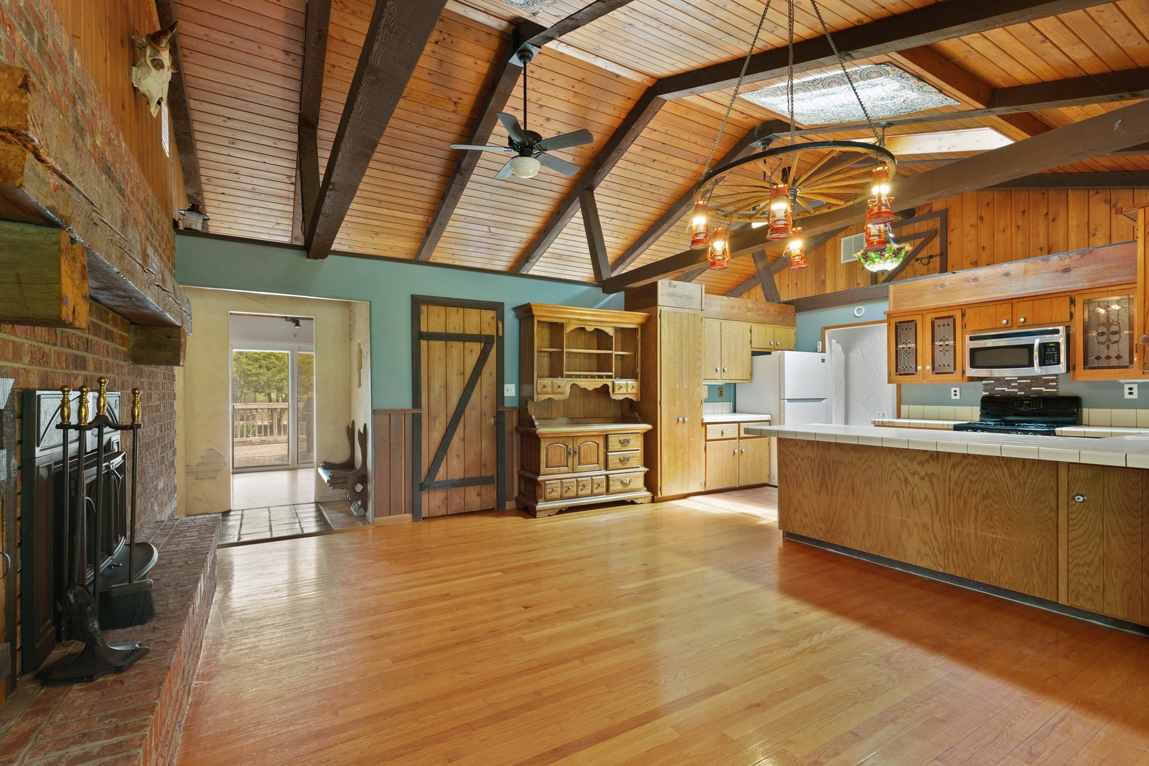 2563 Sheldon Road Grayslake, IL 60046 - Photo 4 of 36 a view of an empty room with wooden floor