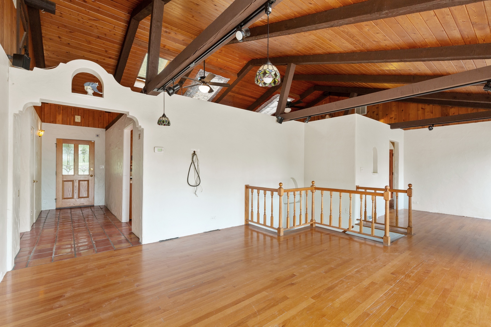 2563 Sheldon Road Grayslake, IL 60046 - Photo 7 of 36 a view of an empty room