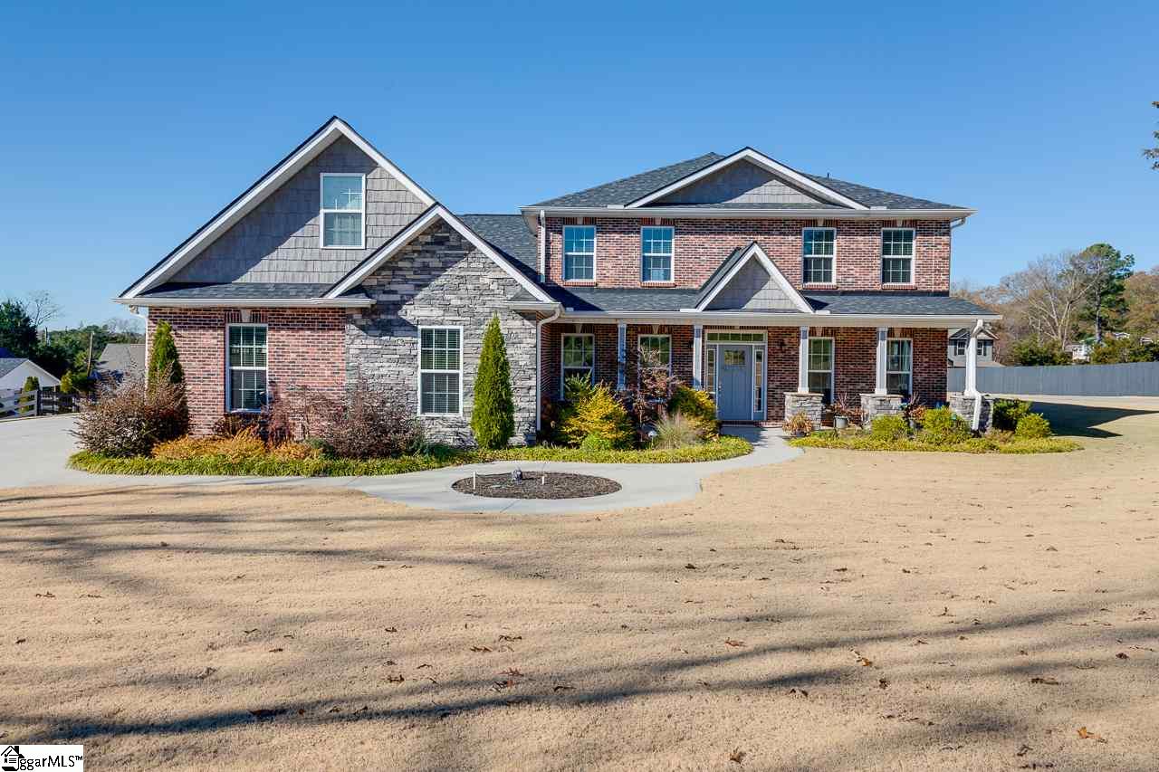 490 Griffin Road Simpsonville, SC 29680 - Photo 1 of 36 Gallery Image 1