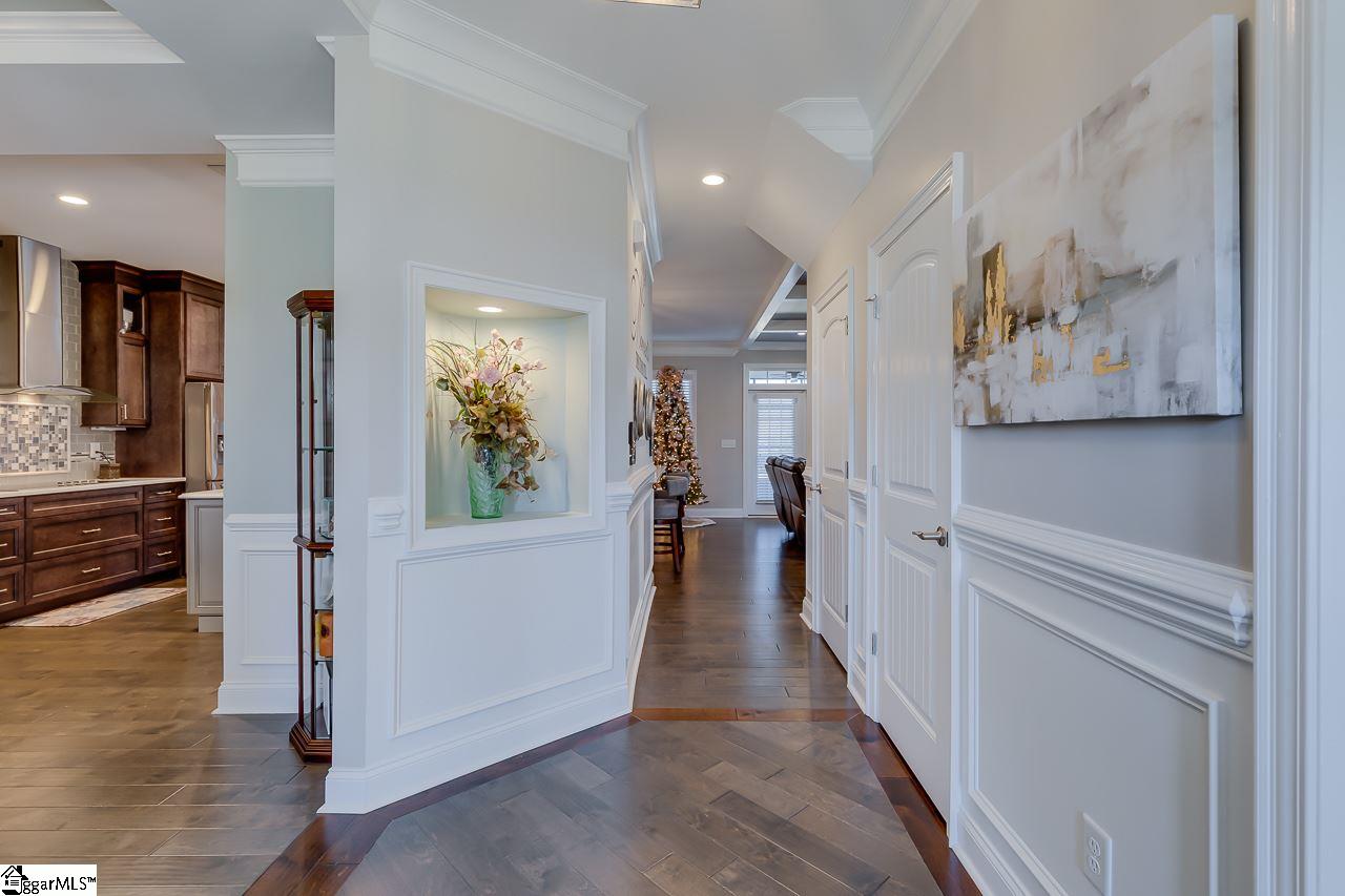 490 Griffin Road Simpsonville, SC 29680 - Photo 5 of 36 Gallery Image 5
