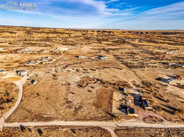 $424,900 | 1044 P Street, Penrose, CO 81240