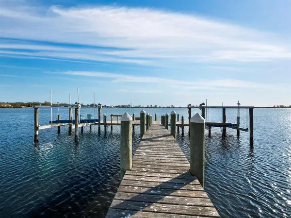 $13,995,000 | 8413 9th Avenue Northwest, Bradenton, FL 34209