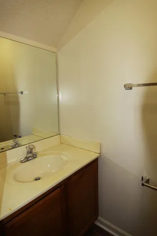 $795 | 723 Peachers Mill Road, Clarksville, TN 37042