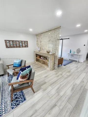 $2,999 | 3320 Gulf Of Mexico Drive, Unit 208C, Longboat Key, FL 34228