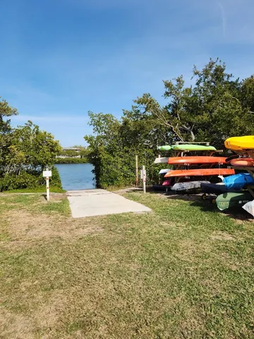 $2,999 | 3320 Gulf Of Mexico Drive, Unit 208C, Longboat Key, FL 34228