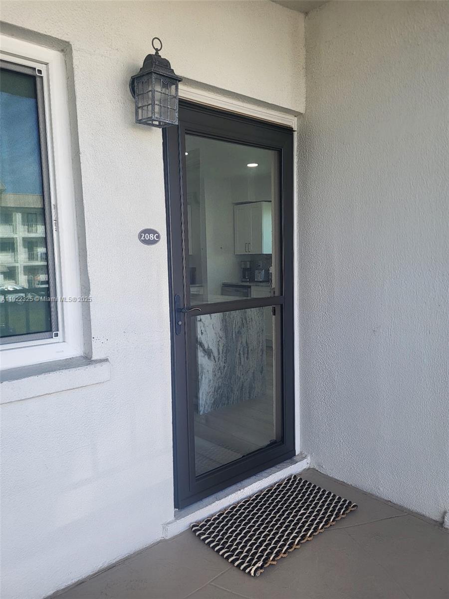 3320 Gulf Of Mexico Drive, Unit 208C Longboat Key, FL 34228 - Photo 5 of 39 a view of a bathroom