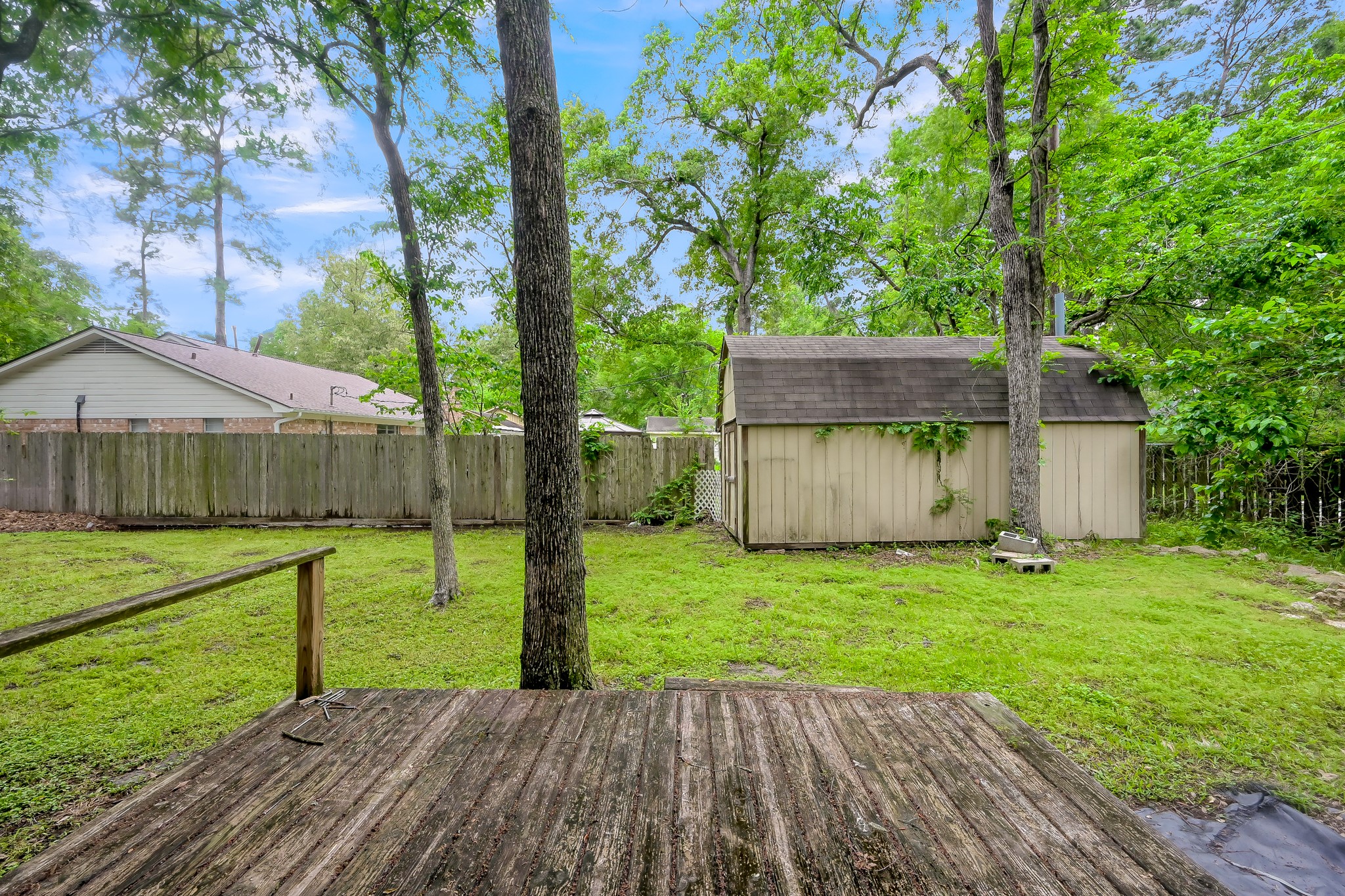 403 Spring Woods Drive Spring, TX 77386 - Photo 25 of 45 Side porch