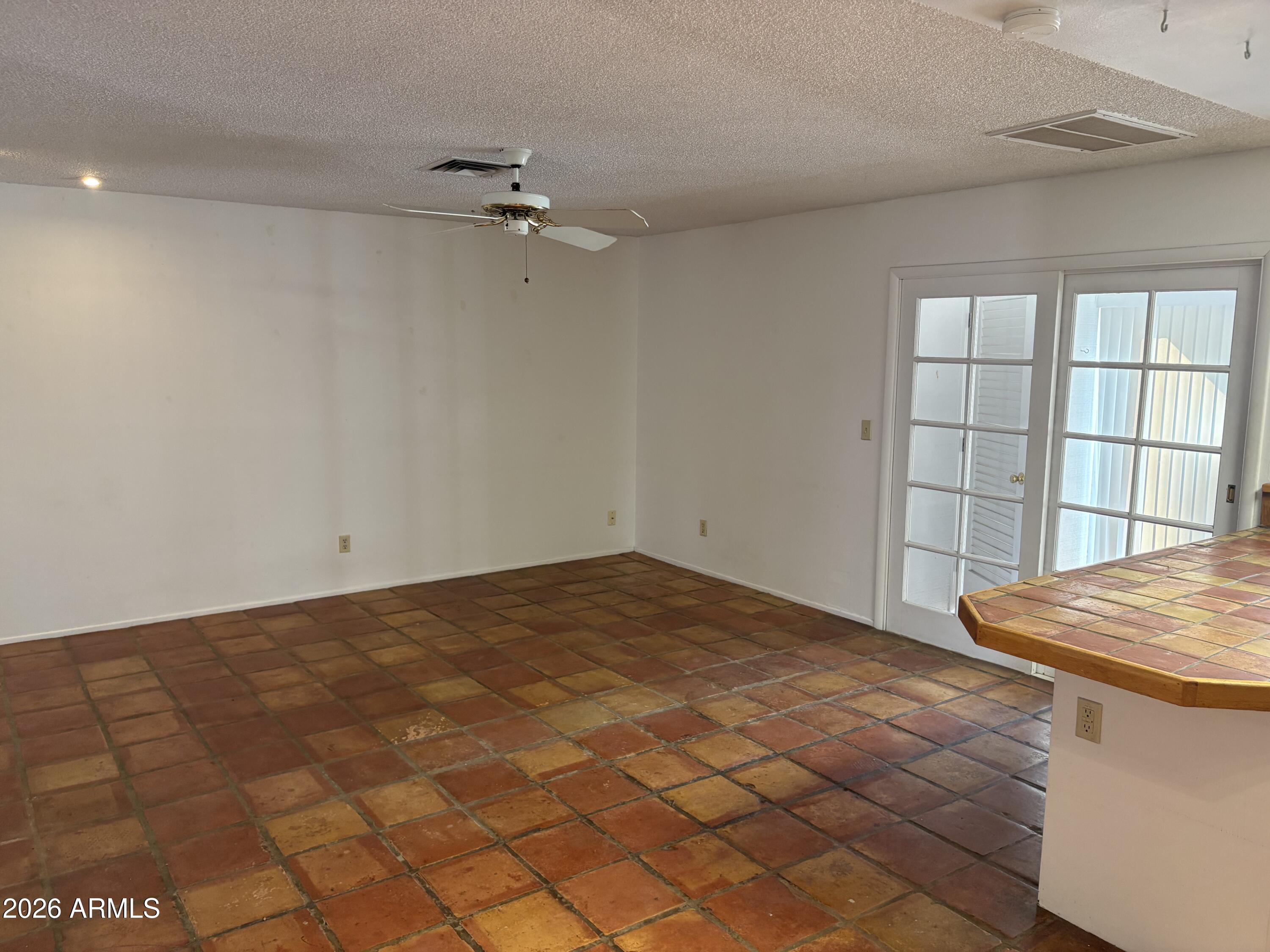 2020 East Rice Drive Tempe, AZ 85283 - Photo 5 of 17 IMG_2365