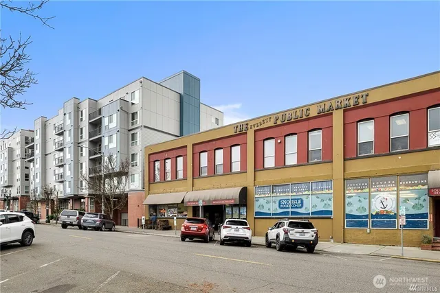 $289,500 | 2824 Grand Avenue, Unit 603, Everett, WA 98201