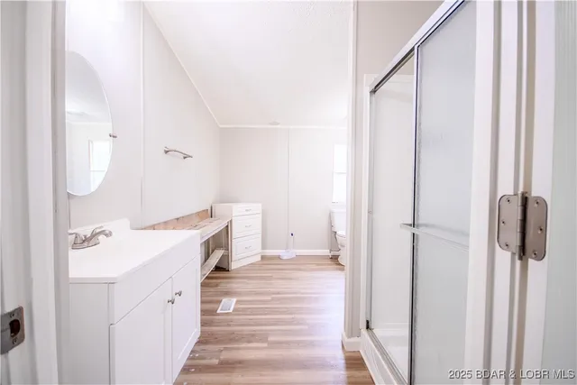 $179,990 | 39 Walnut Dale Lane, Sunrise Beach, MO 65079