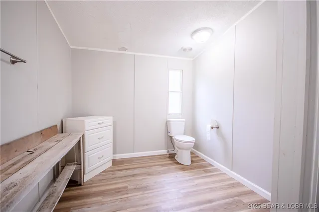 $179,990 | 39 Walnut Dale Lane, Sunrise Beach, MO 65079