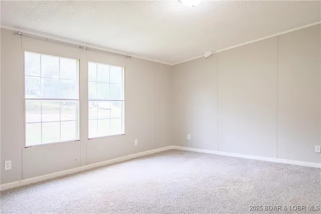 $179,990 | 39 Walnut Dale Lane, Sunrise Beach, MO 65079