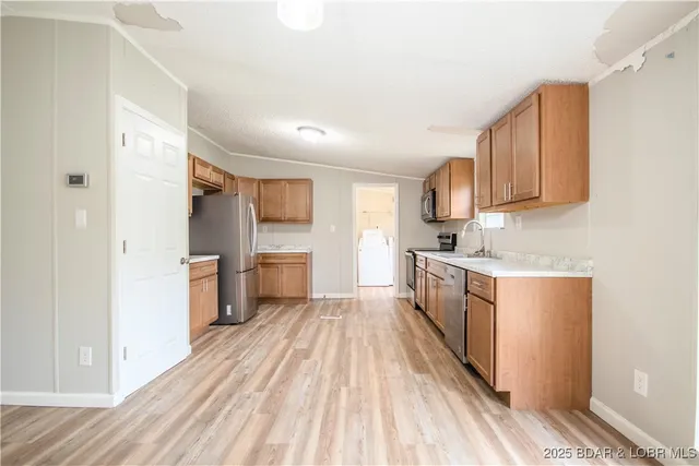 $179,990 | 39 Walnut Dale Lane, Sunrise Beach, MO 65079