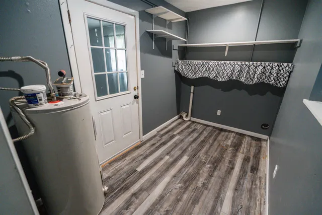 $2,100 | 2013 Shady Oaks Drive, Tallahassee, FL 32303