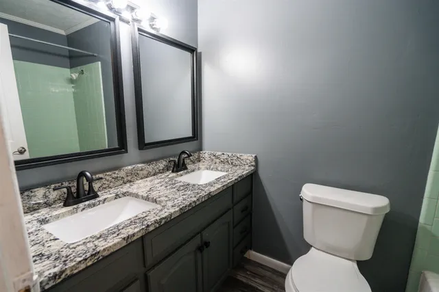 $2,100 | 2013 Shady Oaks Drive, Tallahassee, FL 32303