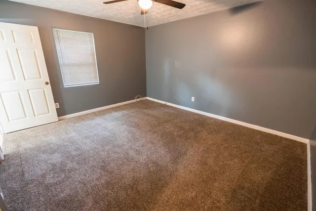 $2,100 | 2013 Shady Oaks Drive, Tallahassee, FL 32303