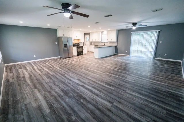 $2,100 | 2013 Shady Oaks Drive, Tallahassee, FL 32303