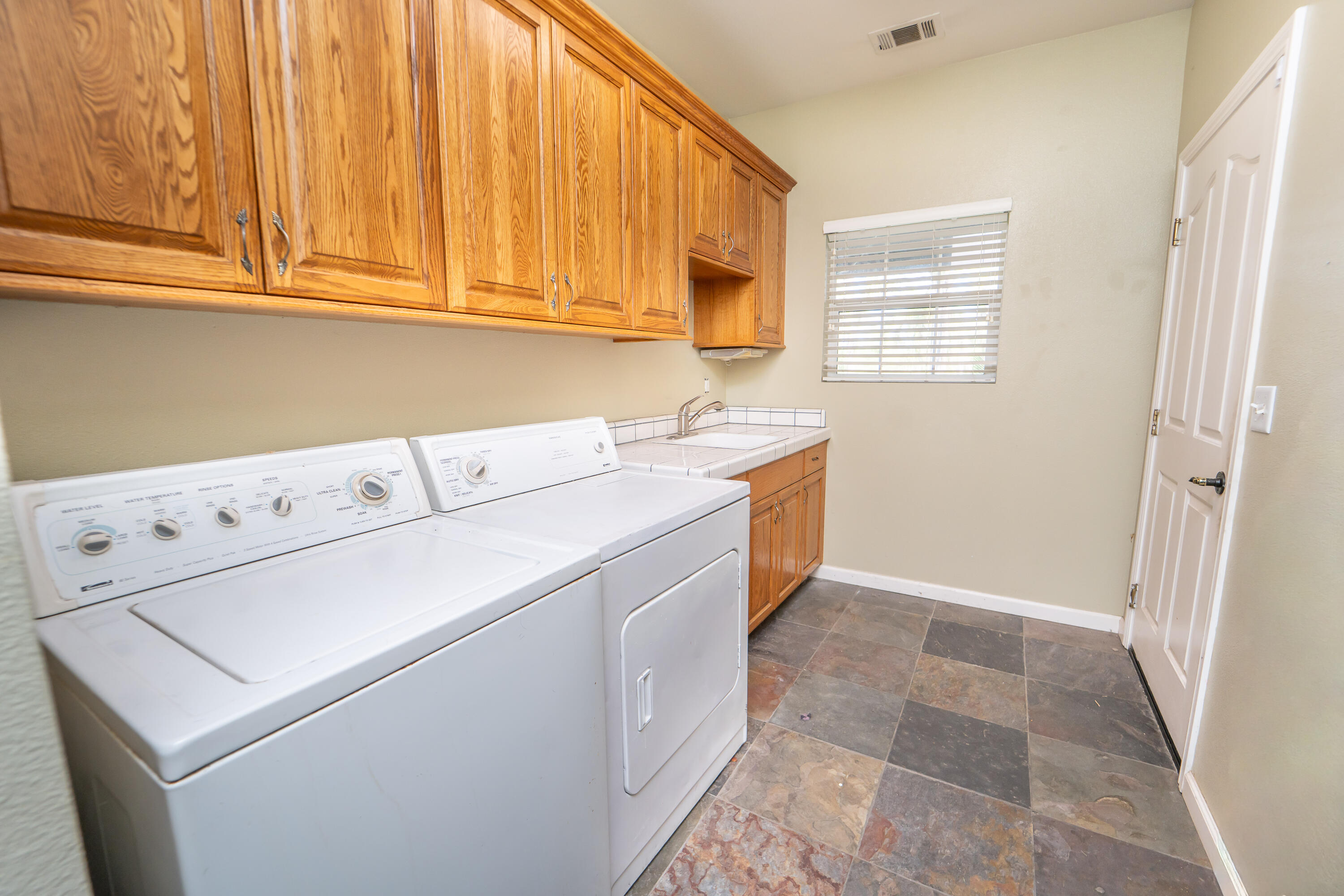 25744 Road 188 Exeter, CA 93221 - Photo 13 of 47 9
