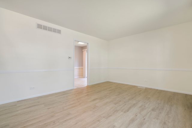 2105 Sutherland Place Hoffman Estates, IL 60169 - Photo 6 of 27 a view of an empty room