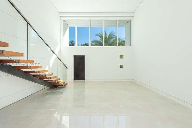 1325 Bay Drive Miami Beach, FL 33141 - Photo 12 of 49 a view of entryway and hall