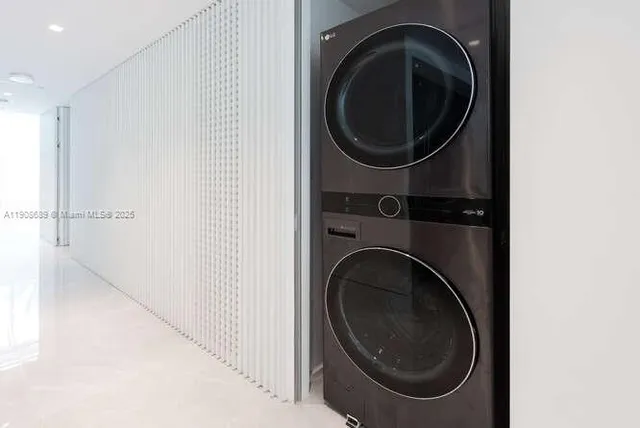 $22,500 | 1325 Bay Drive, Miami Beach, FL 33141