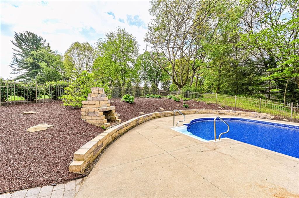 1120 Sandstone Road Greensburg, PA 15601 - Photo 8 of 43