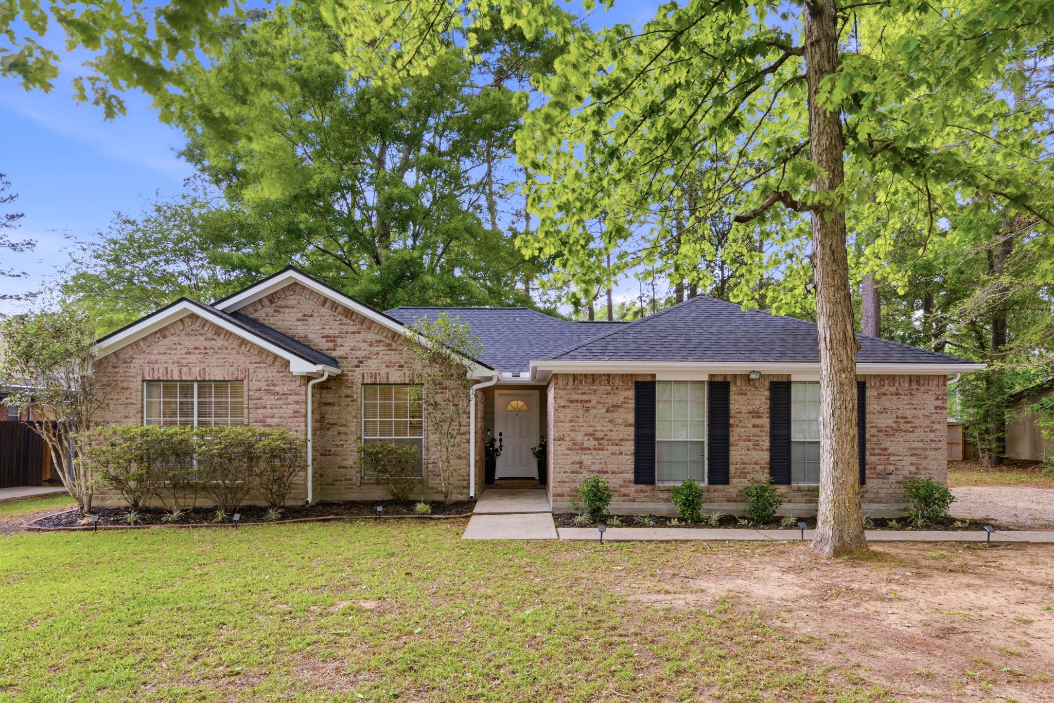 15464 Cardinal Trail Conroe, TX 77302 - Photo 1 of 44