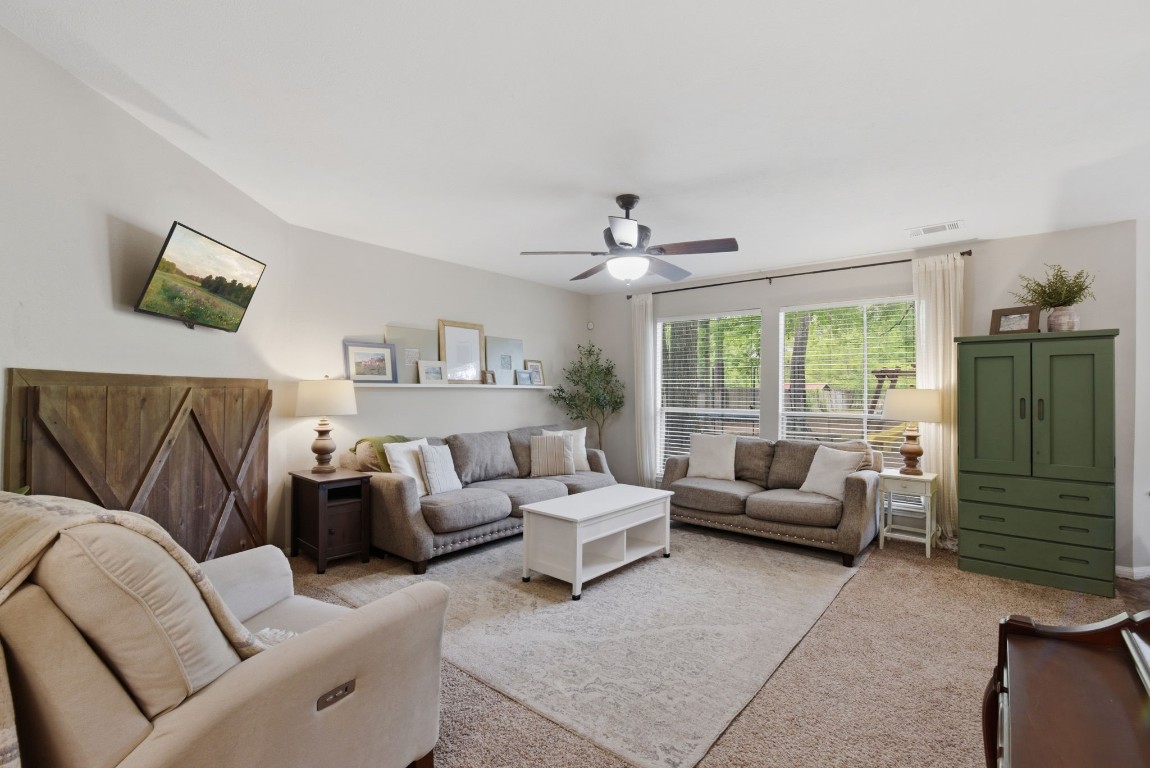 15464 Cardinal Trail Conroe, TX 77302 - Photo 11 of 44