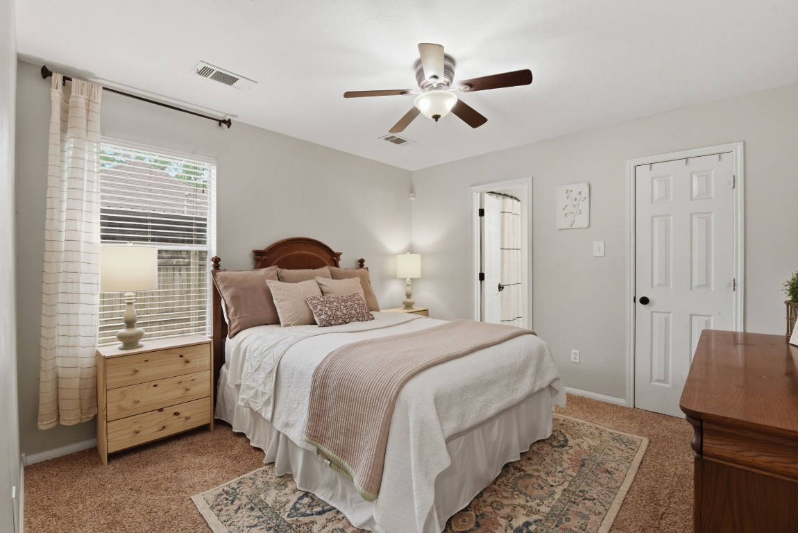 15464 Cardinal Trail Conroe, TX 77302 - Photo 14 of 44 Primary BR #1