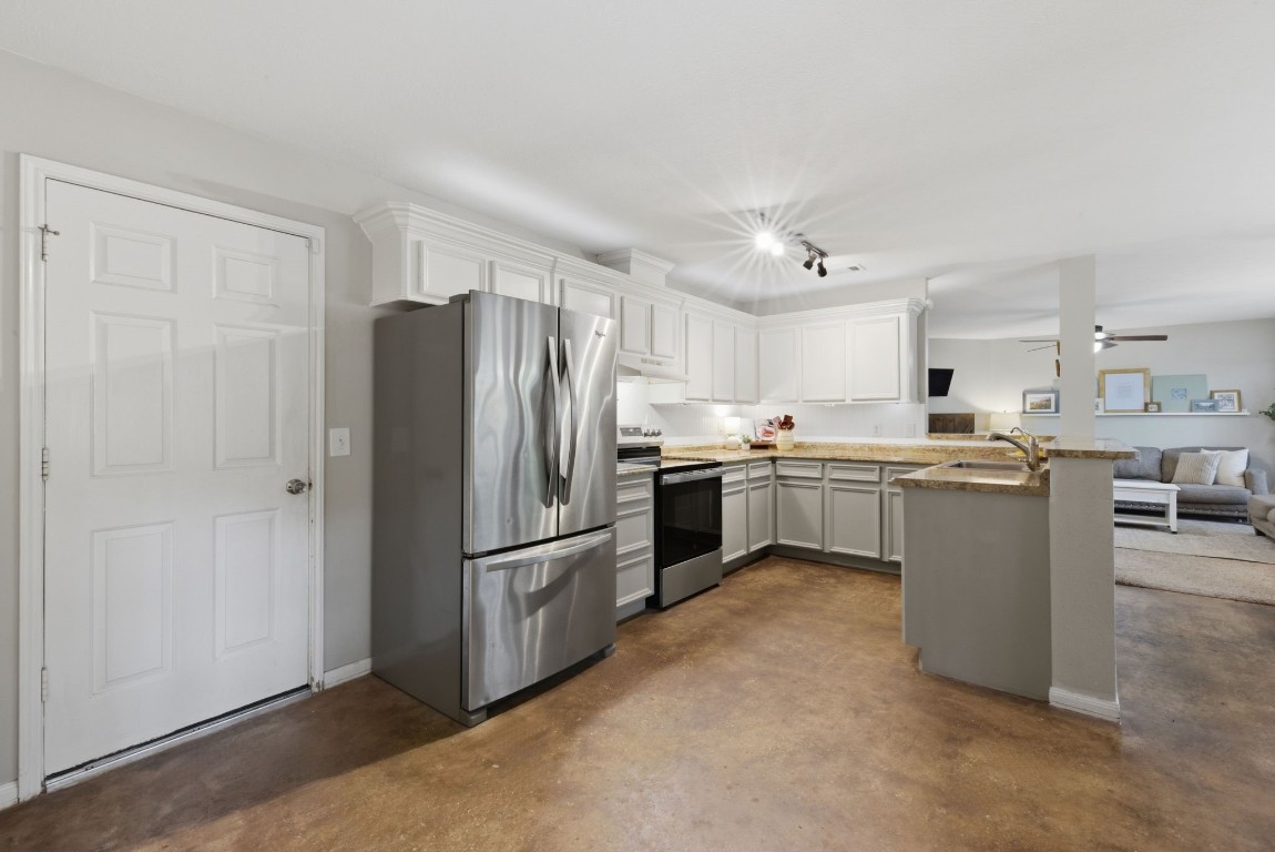 15464 Cardinal Trail Conroe, TX 77302 - Photo 30 of 44