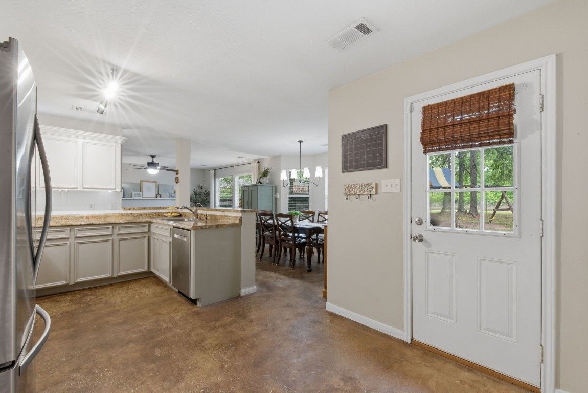 15464 Cardinal Trail Conroe, TX 77302 - Photo 35 of 44