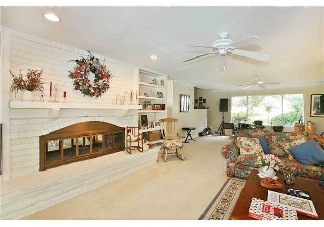 16577 Martincoit Road Poway, CA 92064 - Photo 5 of 11