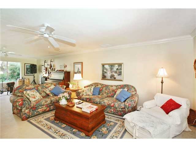 16577 Martincoit Road Poway, CA 92064 - Photo 6 of 11
