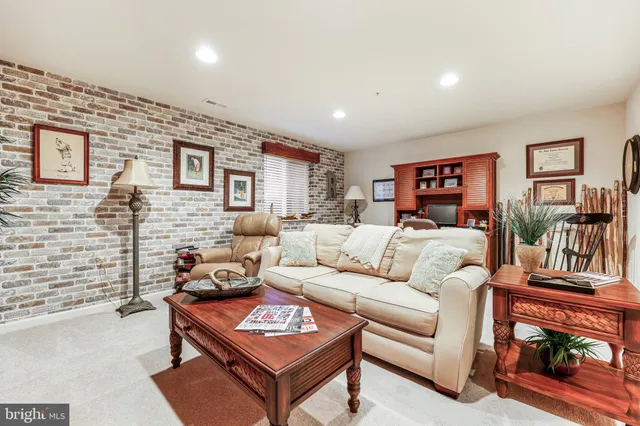 $625,000 | 3006 Palatine Drive, Frederick, MD 21701