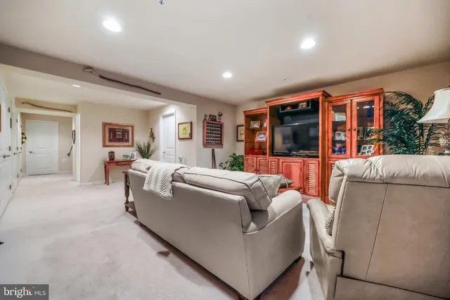 $625,000 | 3006 Palatine Drive, Frederick, MD 21701